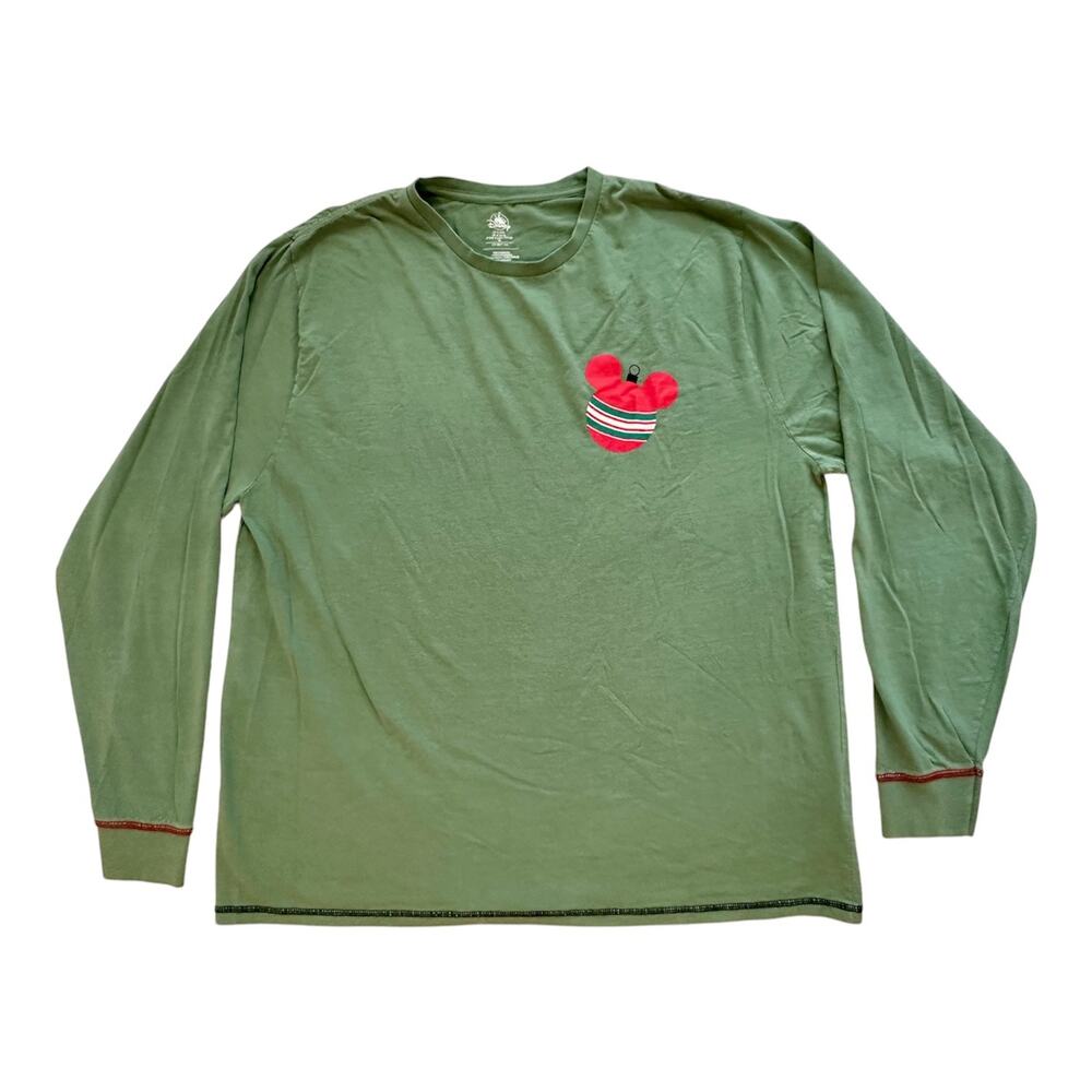 EUC Disney Mickey Mouse Sleigh Whaaat Long Sleeve